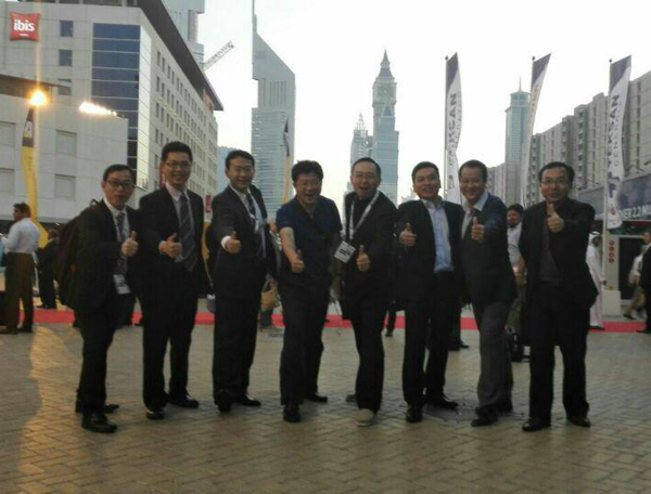 HJC黄金城集团电气EvoTec产品亮相2015中东电力展---迪拜展